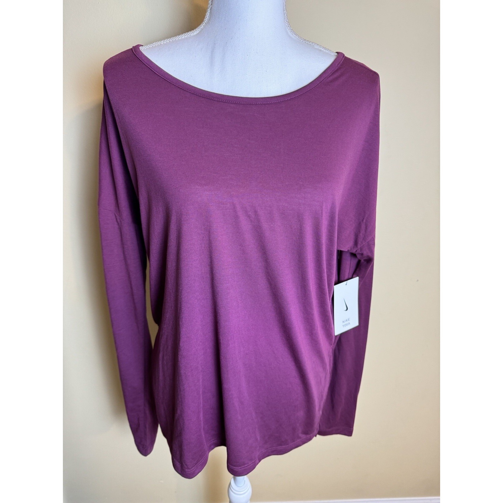 Nike Dri-Fit Long Sleeveshirt Women's M Purple Athletic Workout Yoga Running